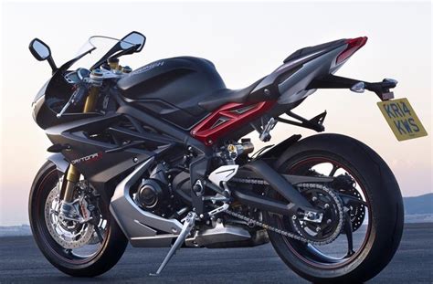 triumph daytona 675 price in india.